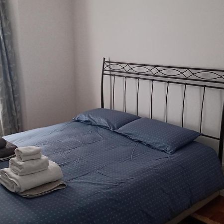 Casa Renova, Intero Appartamento, 2 Camere, Max 4 Ospiti, Trieste Zona Storica Luaran gambar
