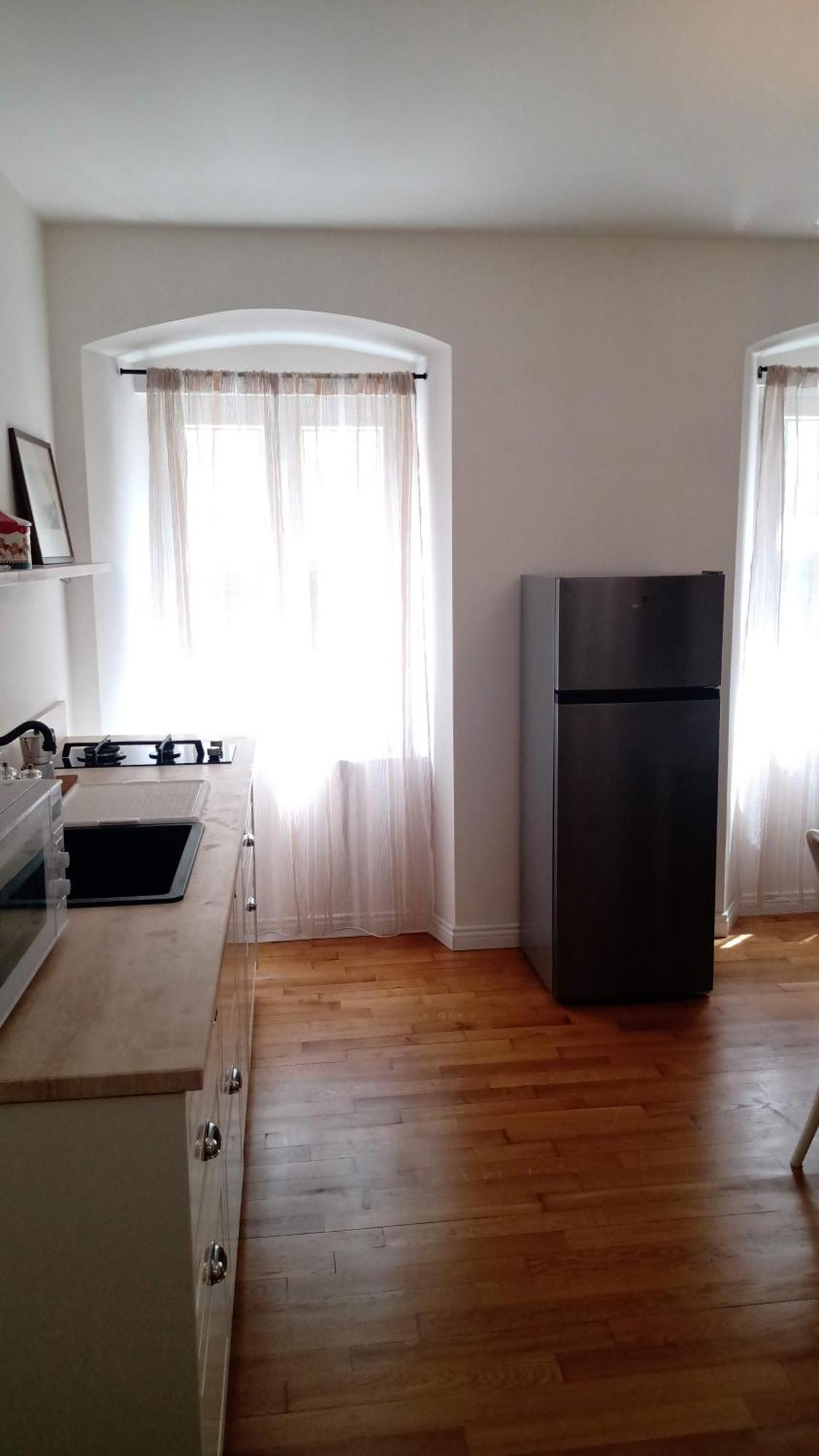 Casa Renova, Intero Appartamento, 2 Camere, Max 4 Ospiti, Trieste Zona Storica Luaran gambar